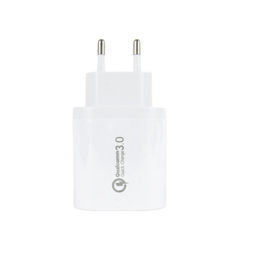 Adaptater Wall/USB 3 port 2,1A 5V Fast Charge 3.0 - BK373